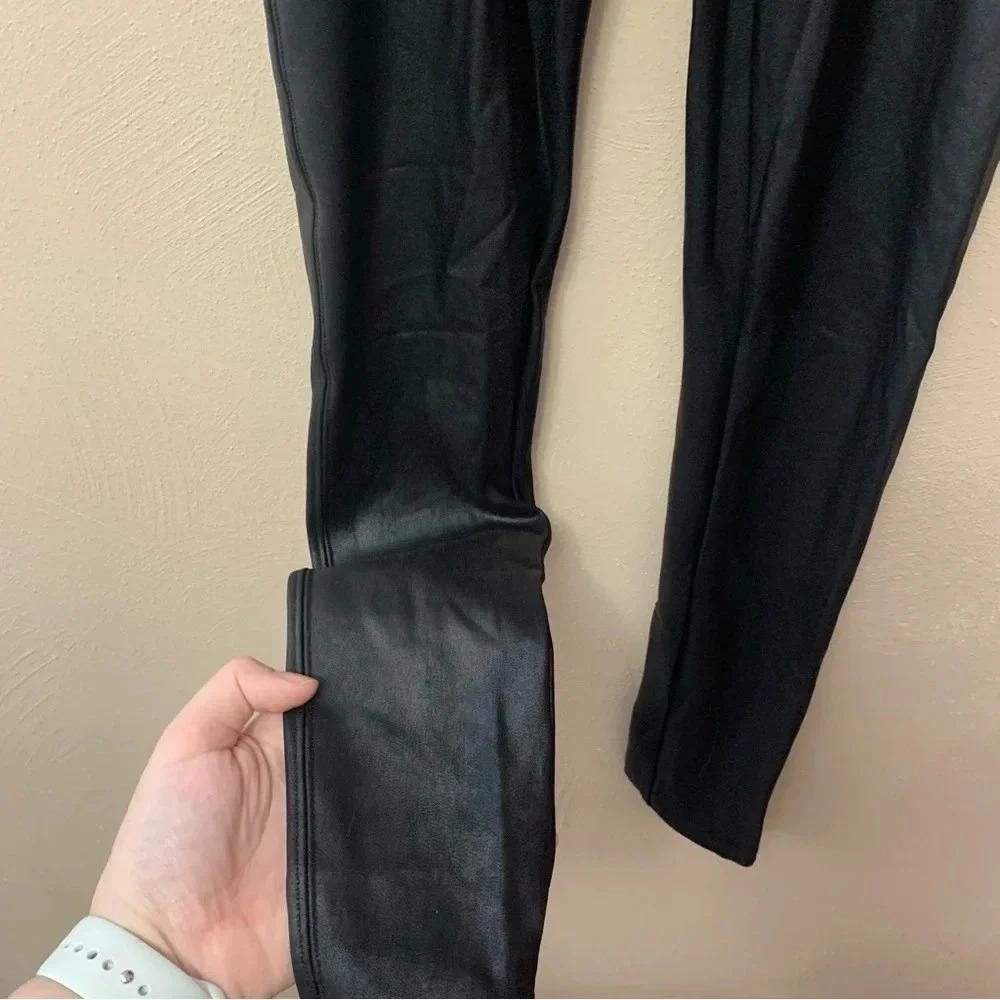 Spanx Faux Leather Leggings in Black Size Medium Petite - Picture 11 of 14